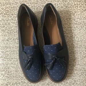 CLARKS Shoes Navy Size 8.5